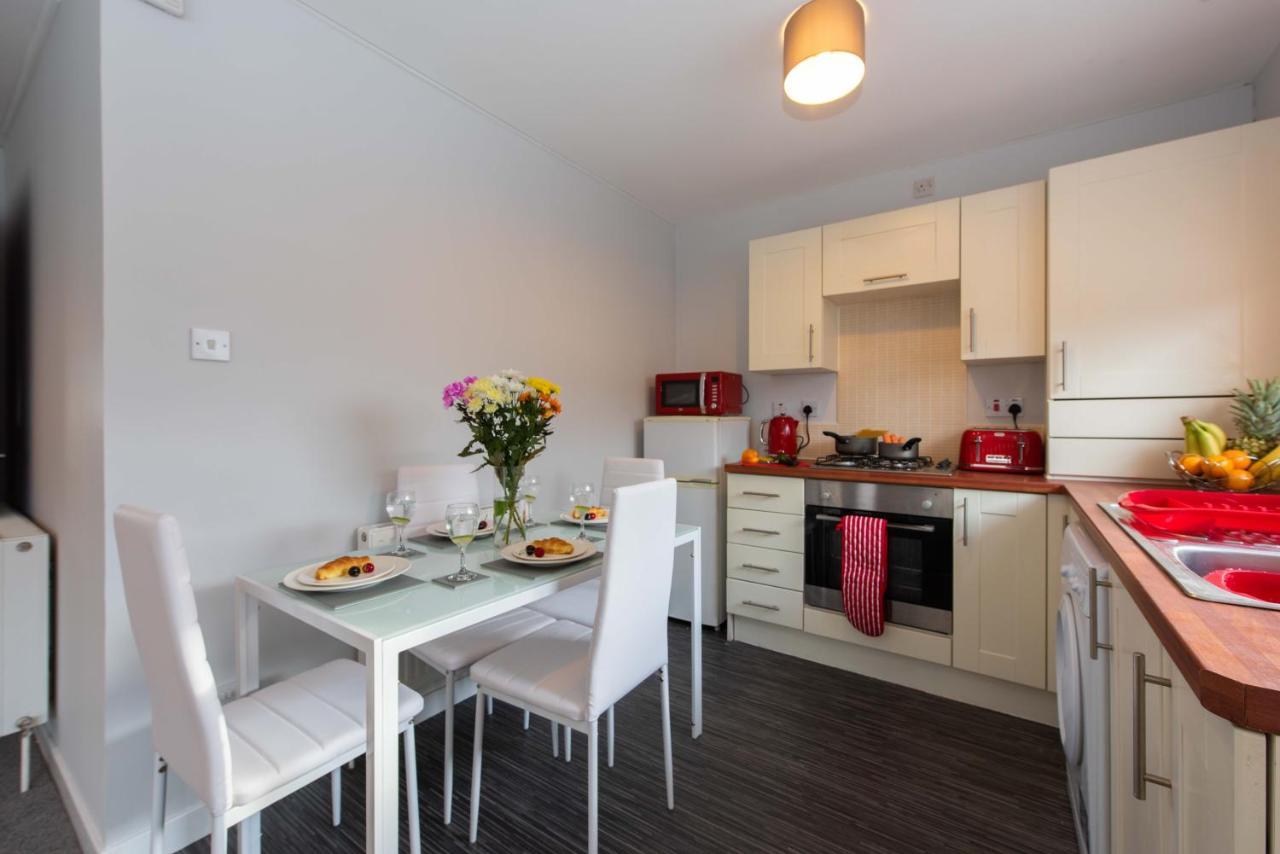 Premier - Wishaw En-Suite Apartment Buitenkant foto